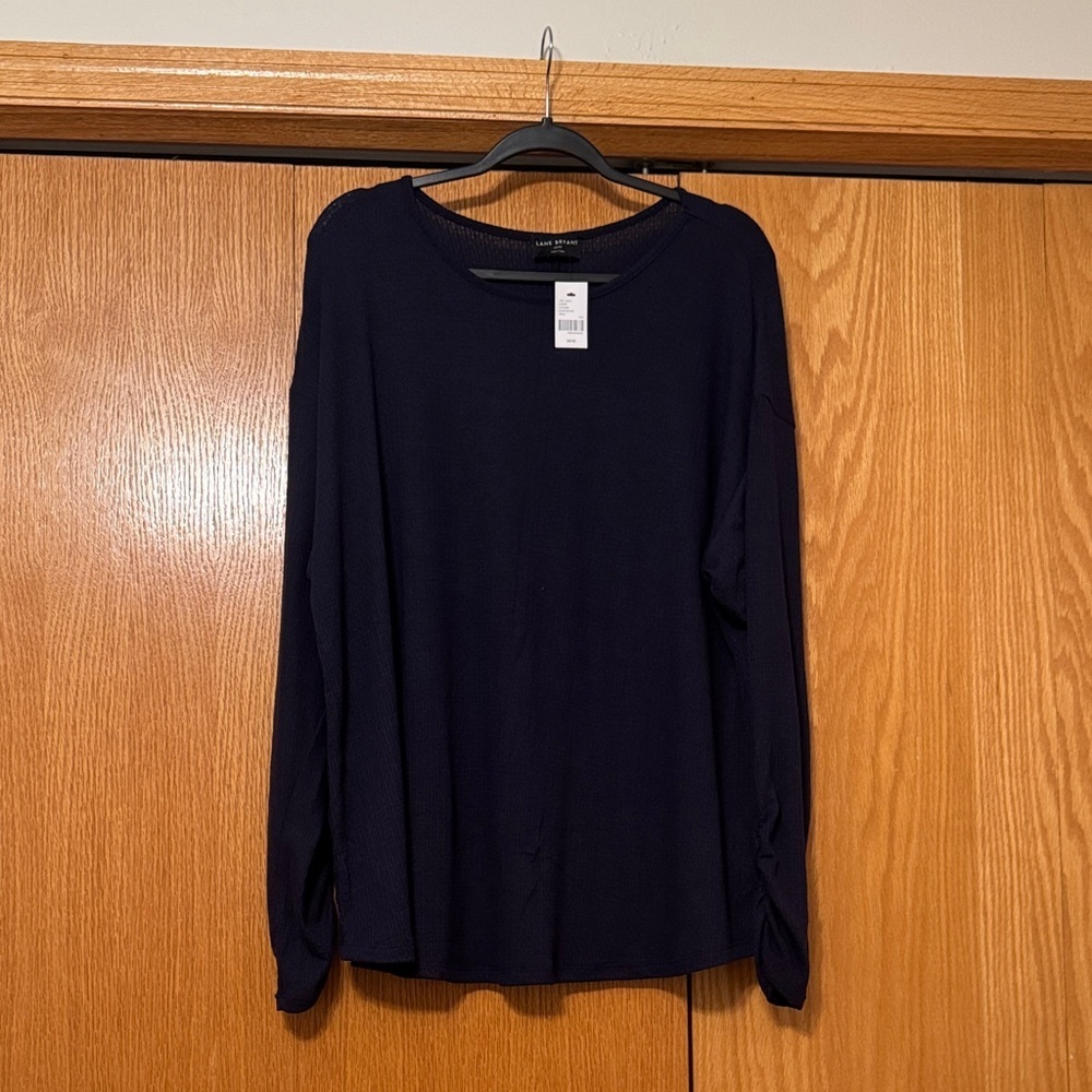 NWT Lane Bryant rouched long Sleeve Top